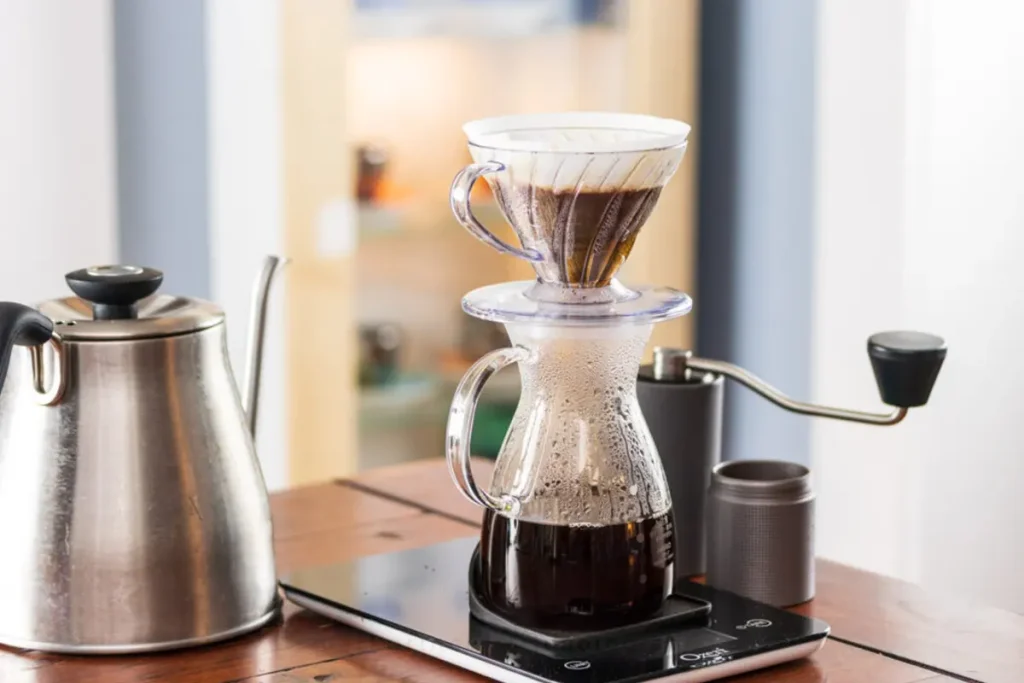 تفاوت روش دم کردن قهوه سنگین وسبک