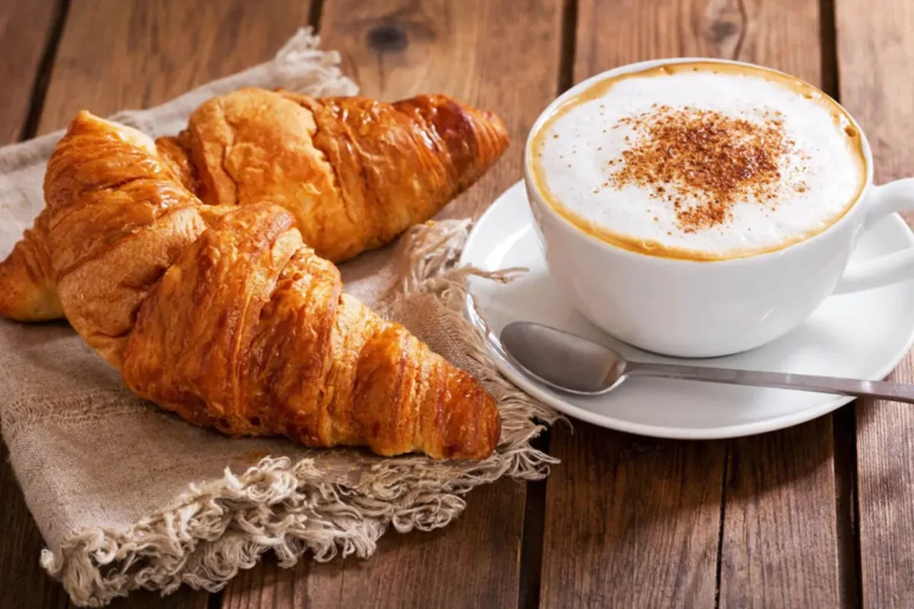 کنار قهوه فرانسه چی بخوریم؟
