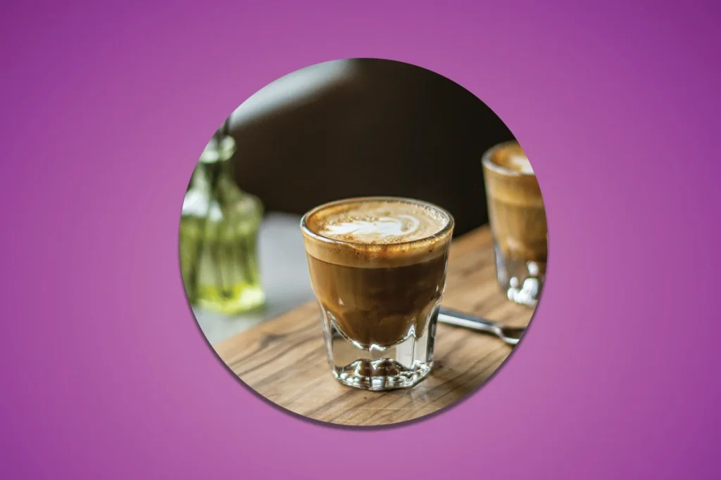 لیوان سنتی سرو کورتادو