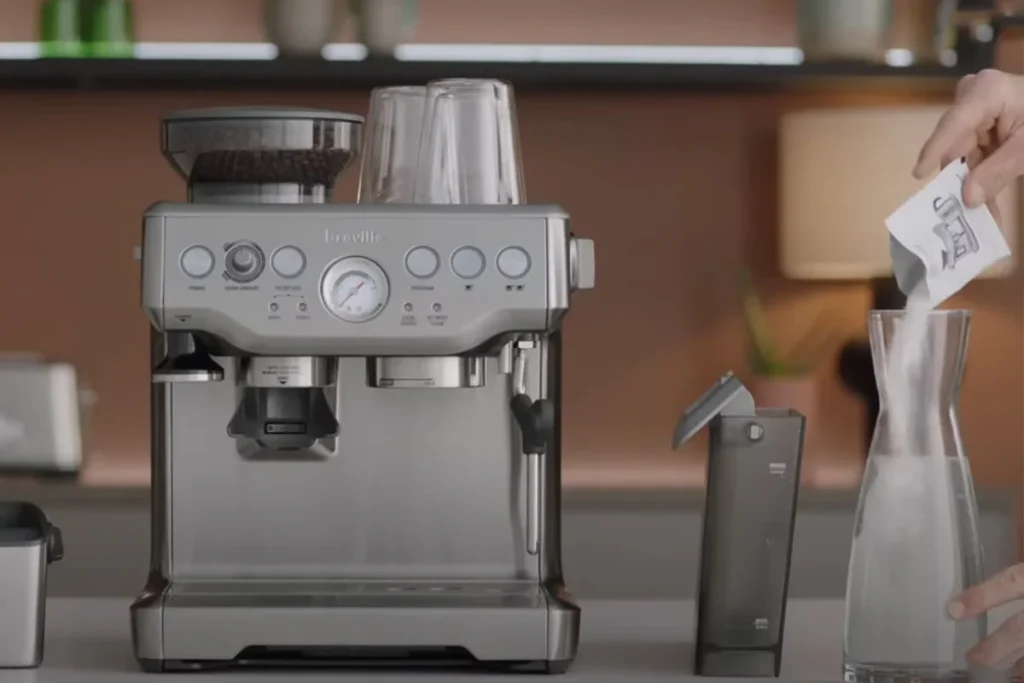 برای رسوب‌زدایی دستگاه اسپرسوساز، می‌توانید از مواد طبیعی مانند آب لیمو، سرکه سفید یا اسید سیتریک استفاده کنید.